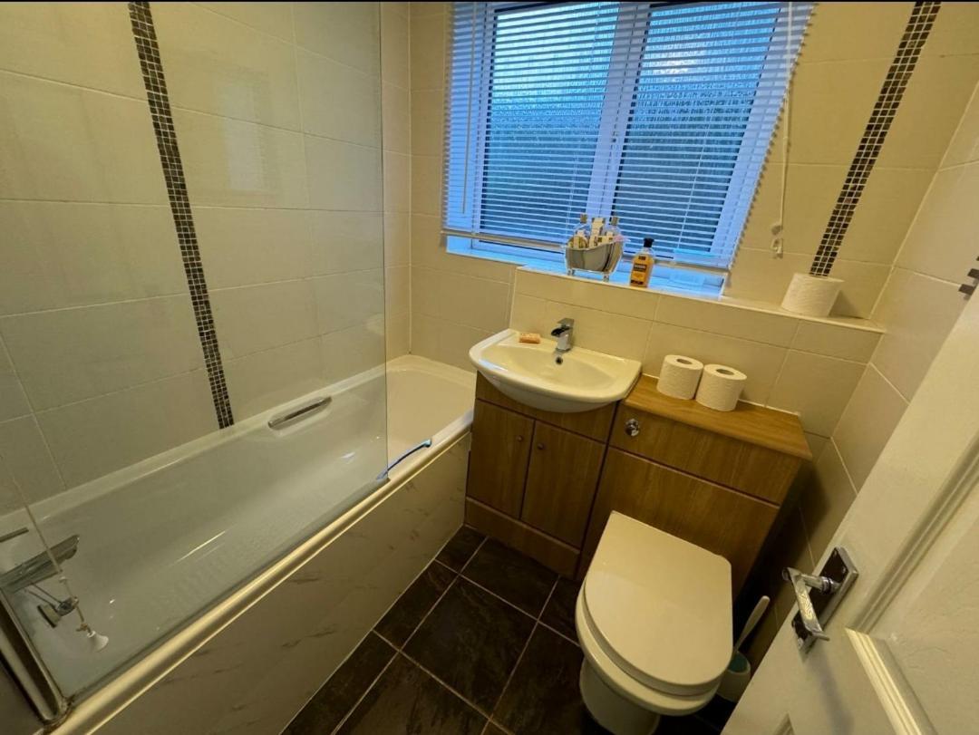 Lovely 2-Bed Apartment In Knowle Solihull Exteriér fotografie